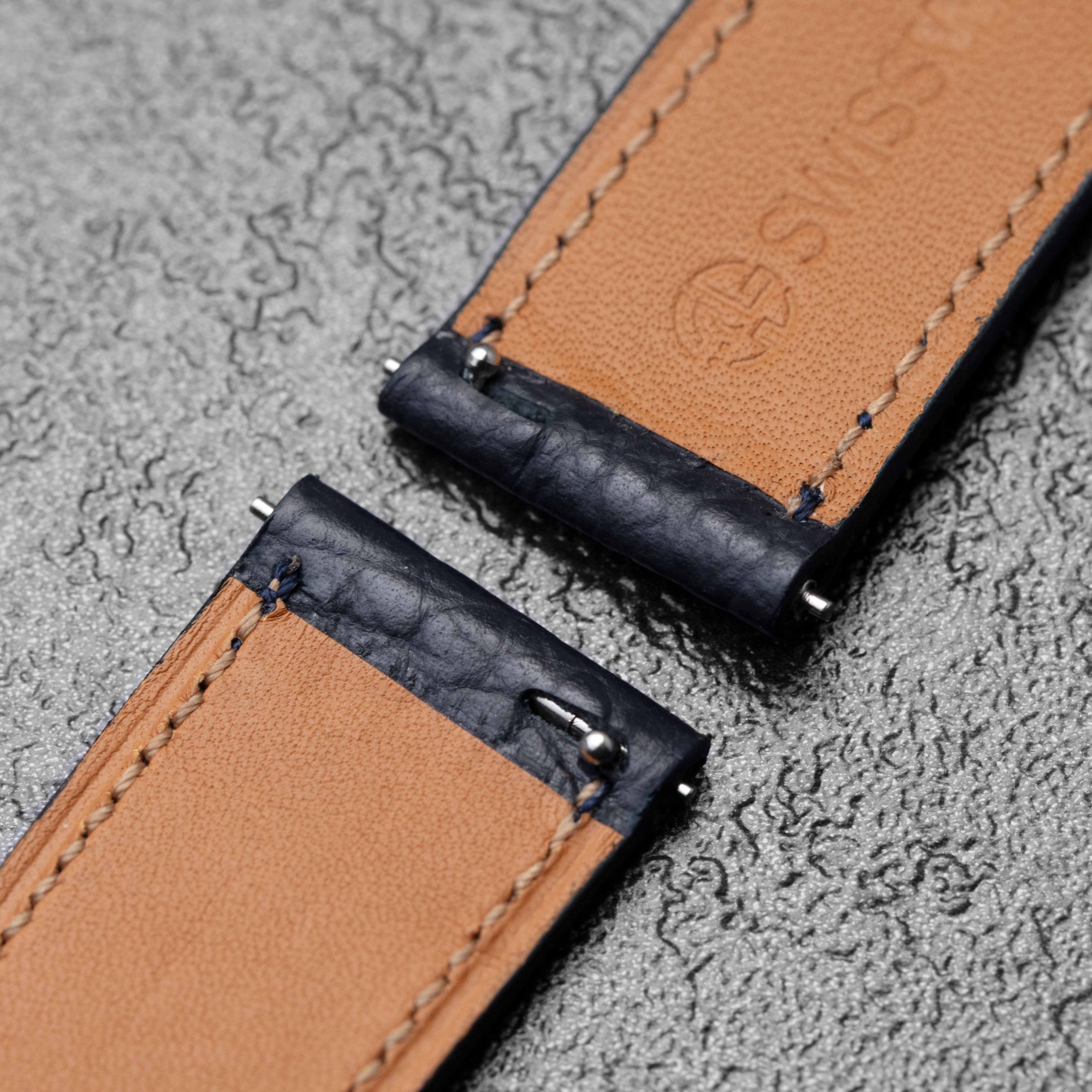 "Essentials" Pilot Strap