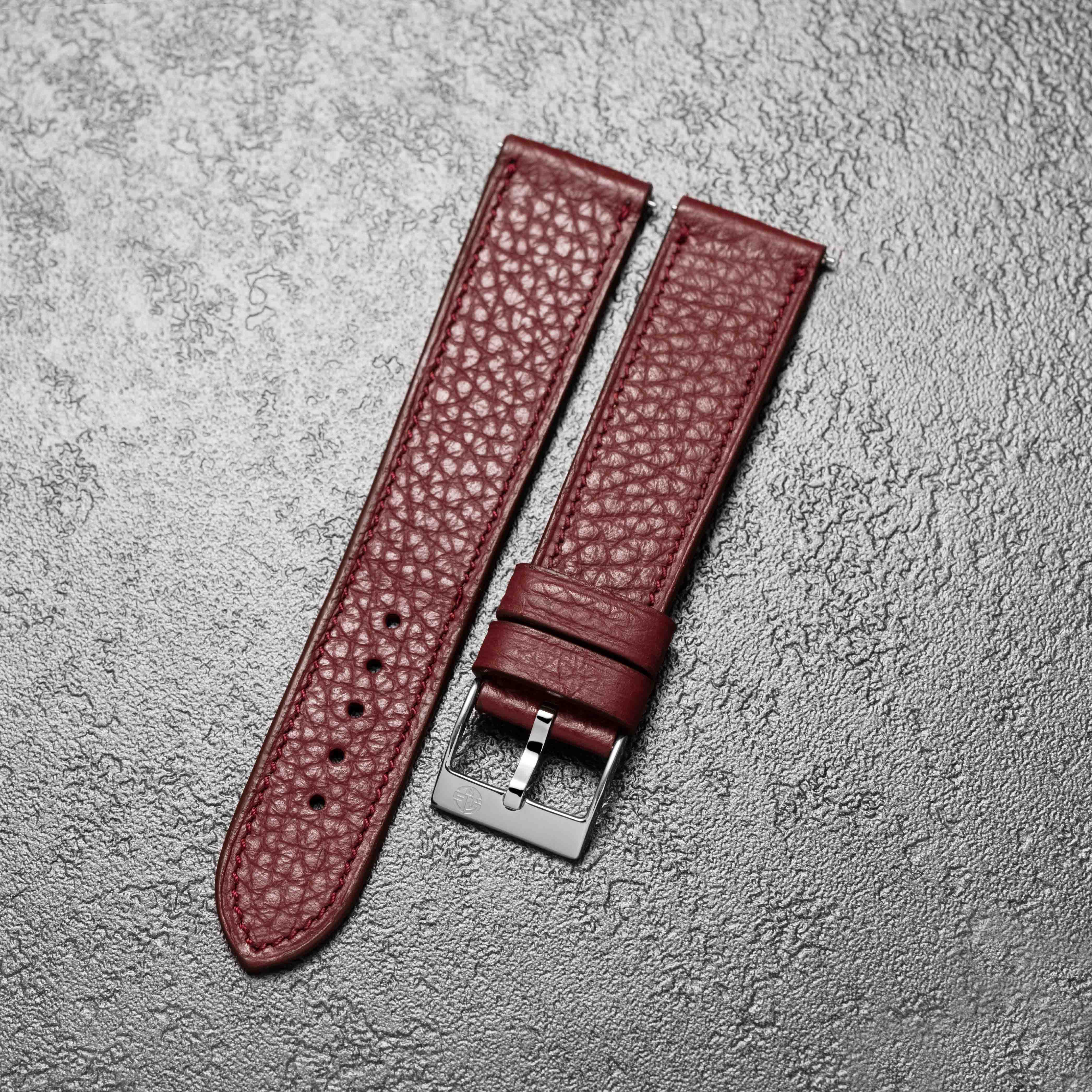"Essentials" Cremisi Strap